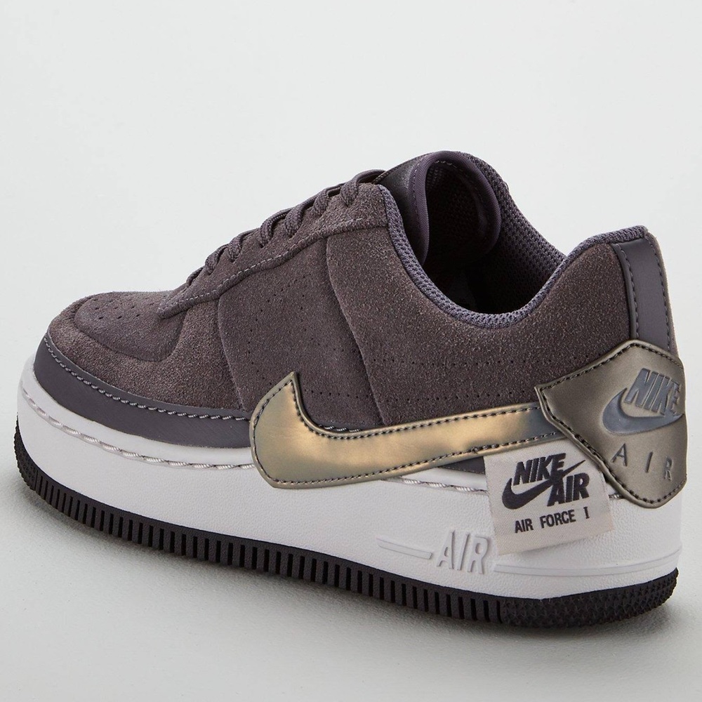 Nike WMNS Air Force 1 Jester Low “Gunsmoke”